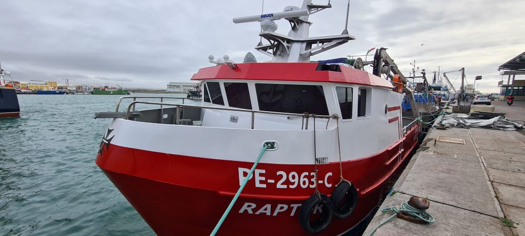 Embarcação de Pesca “Raptor” — 12m — foto 6